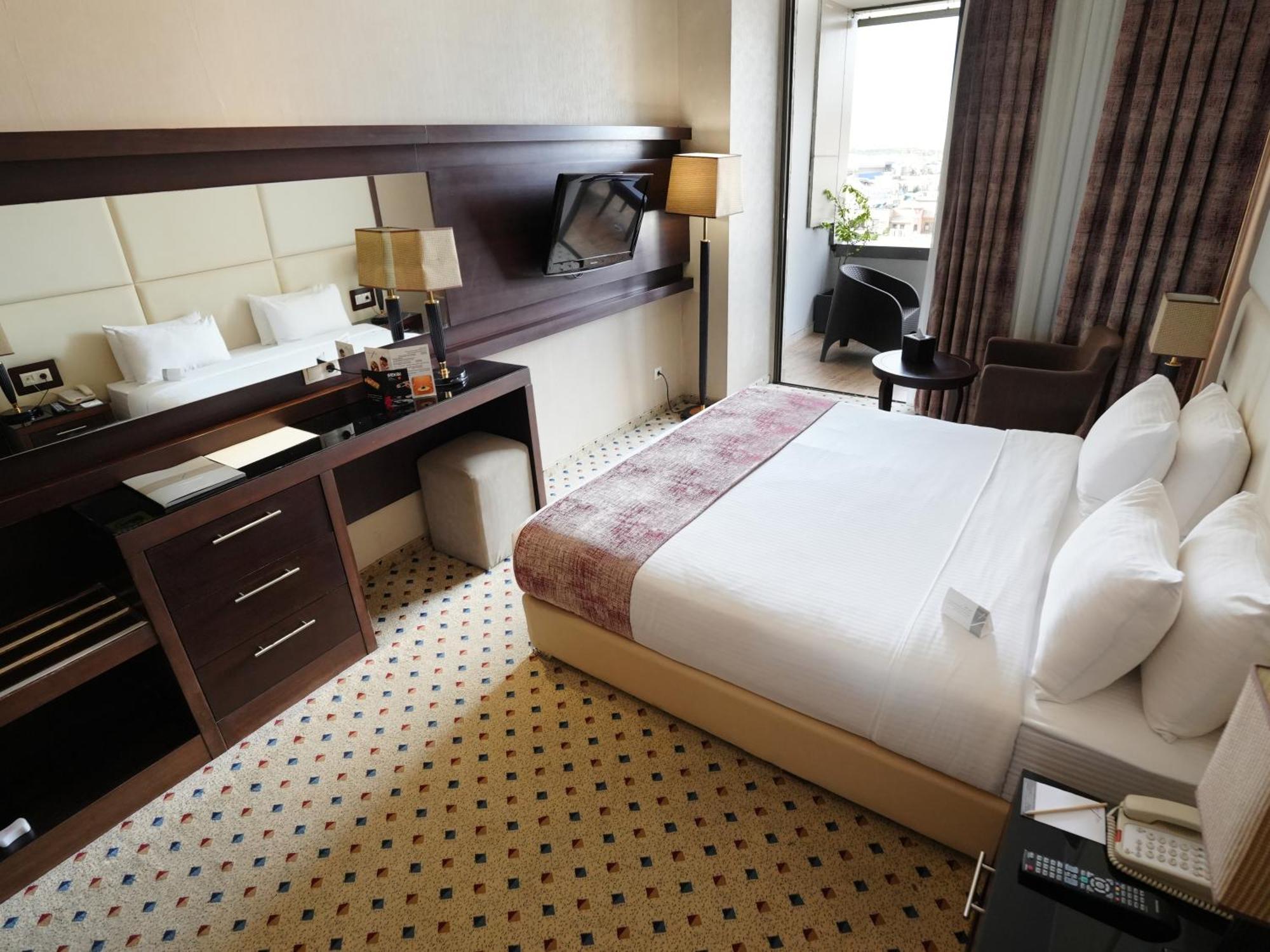 Canyon Hotel Erbil Extérieur photo